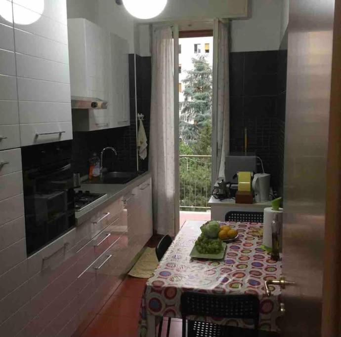 Splendido Appartamento In Zona Fiera A โบโลญญา ภายนอก รูปภาพ