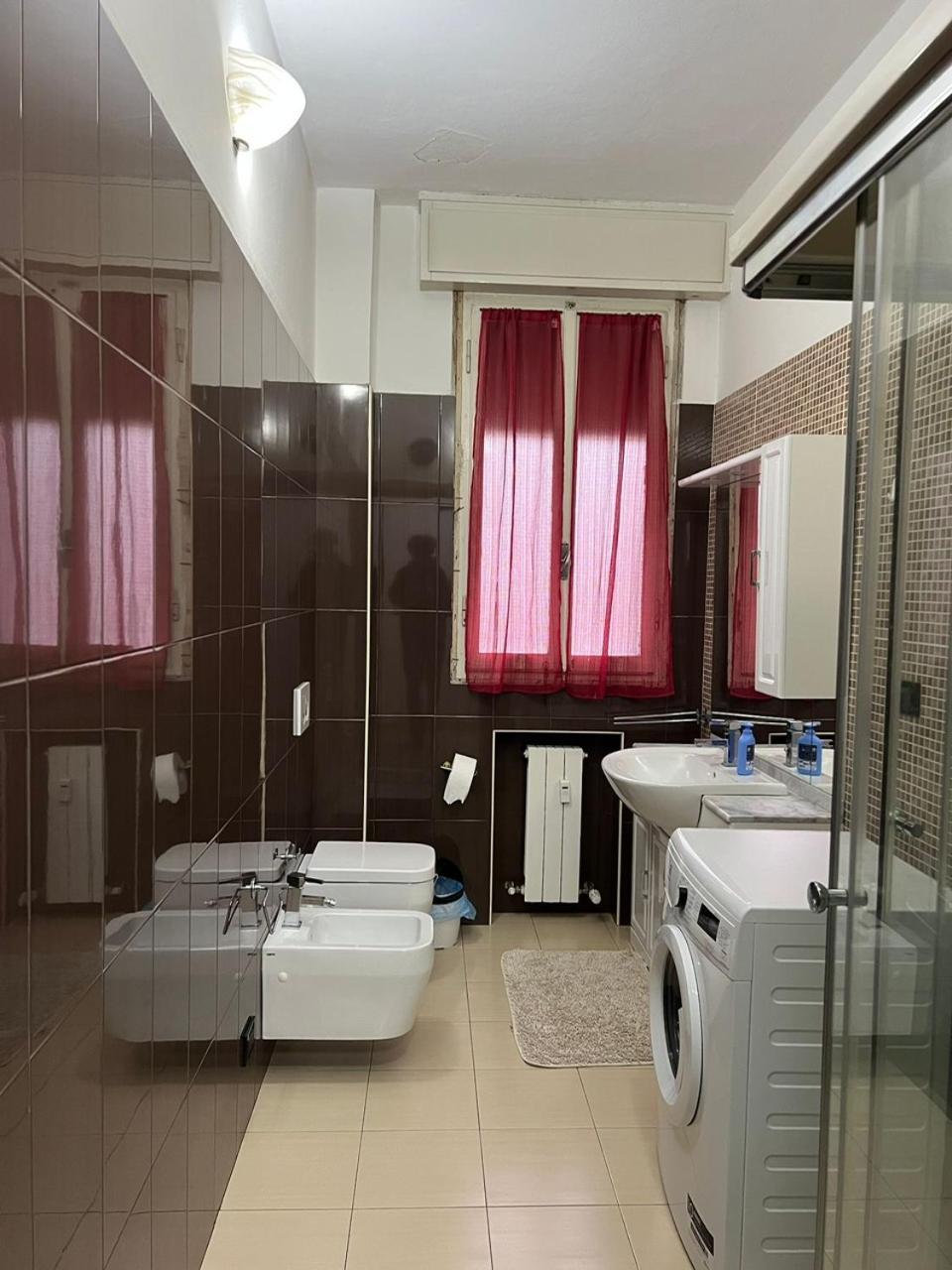 Splendido Appartamento In Zona Fiera A โบโลญญา ภายนอก รูปภาพ